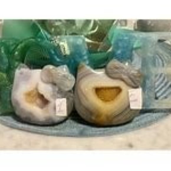 Hello Kitty Druzzy Agate - Picture 2 of 3